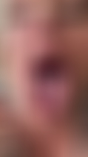 6. Download full pics of Le lit a été craché dessus avant que le bordel de pisse n'arrive 🐷 from goperv.com
