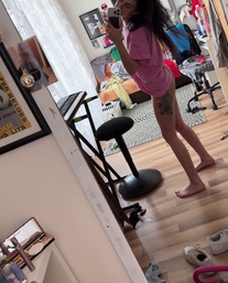 Selfie Fetish: pink shirt on, mirror still sees the filth 💦