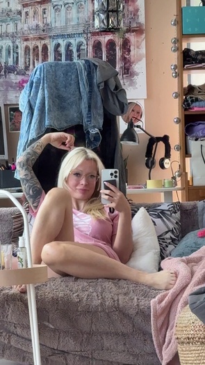 4. Download full pics of pink shirt on, pussy already waiting for load from selfiefetish.com