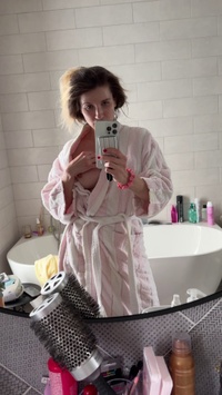 Selfie Fetish: caught you in the mirror—pink robe, piss next 💦
