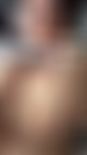 5. Download full pics of Złapałem cię na tym, jak wpatrujesz się w podniesioną koszulkę z kicią — pod spodem obrzydliwy punk 😈 from selfiefetish.com