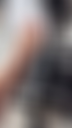 6. Download full pics of Bare feet first, drums eat them good 🖤 from selfiefetish.com