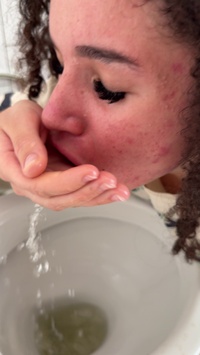 Selfie Fetish: Pissy bowl, wet fingers, and that grin again 🐷
