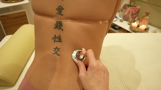 5. Download full pics of Extremely Wet Lady Dee from nudz.com