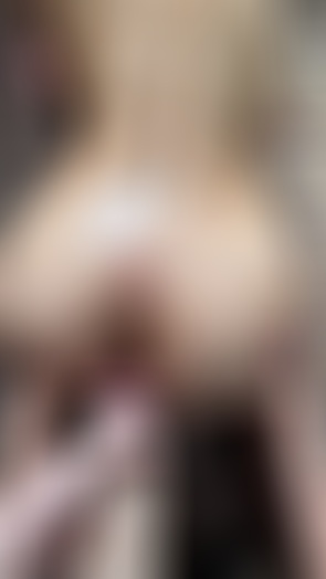 5. Download full pics of Anal Sex POV from xxlanal.com